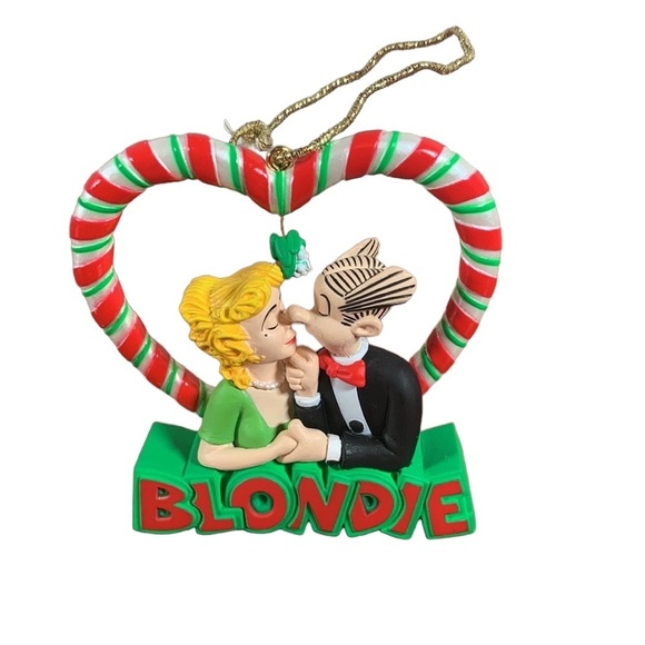 Vintage 1999 - Heirloom Collection Blonde Smooch Christmas Holiday Ornament - Picture 1 of 12
